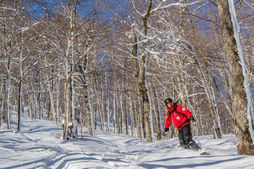 Cabin Sutton 252 - En Harmonie Avec La Nature!别墅 外观 照片