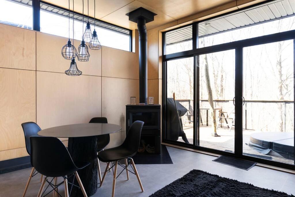Cabin Sutton 252 - En Harmonie Avec La Nature!别墅 外观 照片
