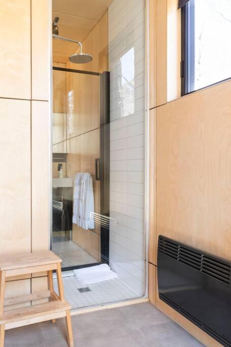 Cabin Sutton 252 - En Harmonie Avec La Nature!别墅 外观 照片