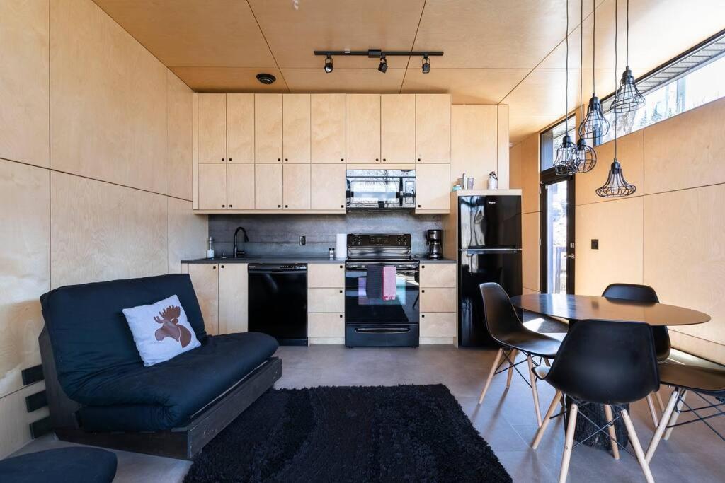 Cabin Sutton 252 - En Harmonie Avec La Nature!别墅 外观 照片